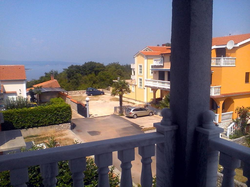 Apartments Malinska-Kajkic Phòng bức ảnh