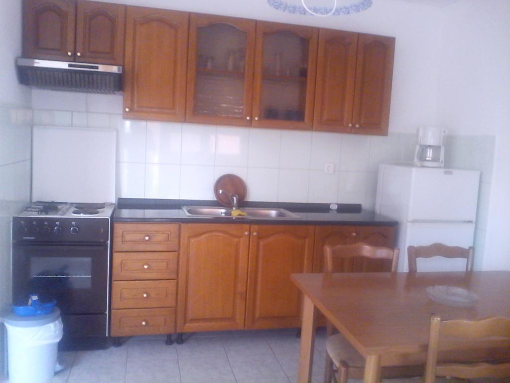 Apartments Malinska-Kajkic Ngoại thất bức ảnh